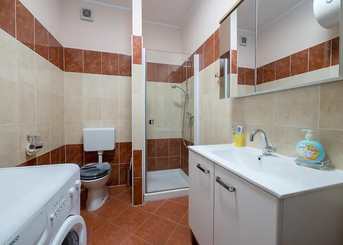 Sunrise With Balcony Apartma *